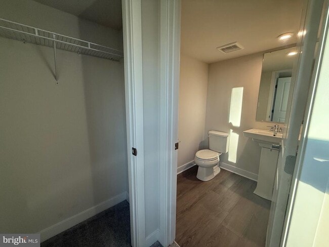 Building Photo - 4337 Reusch Cir