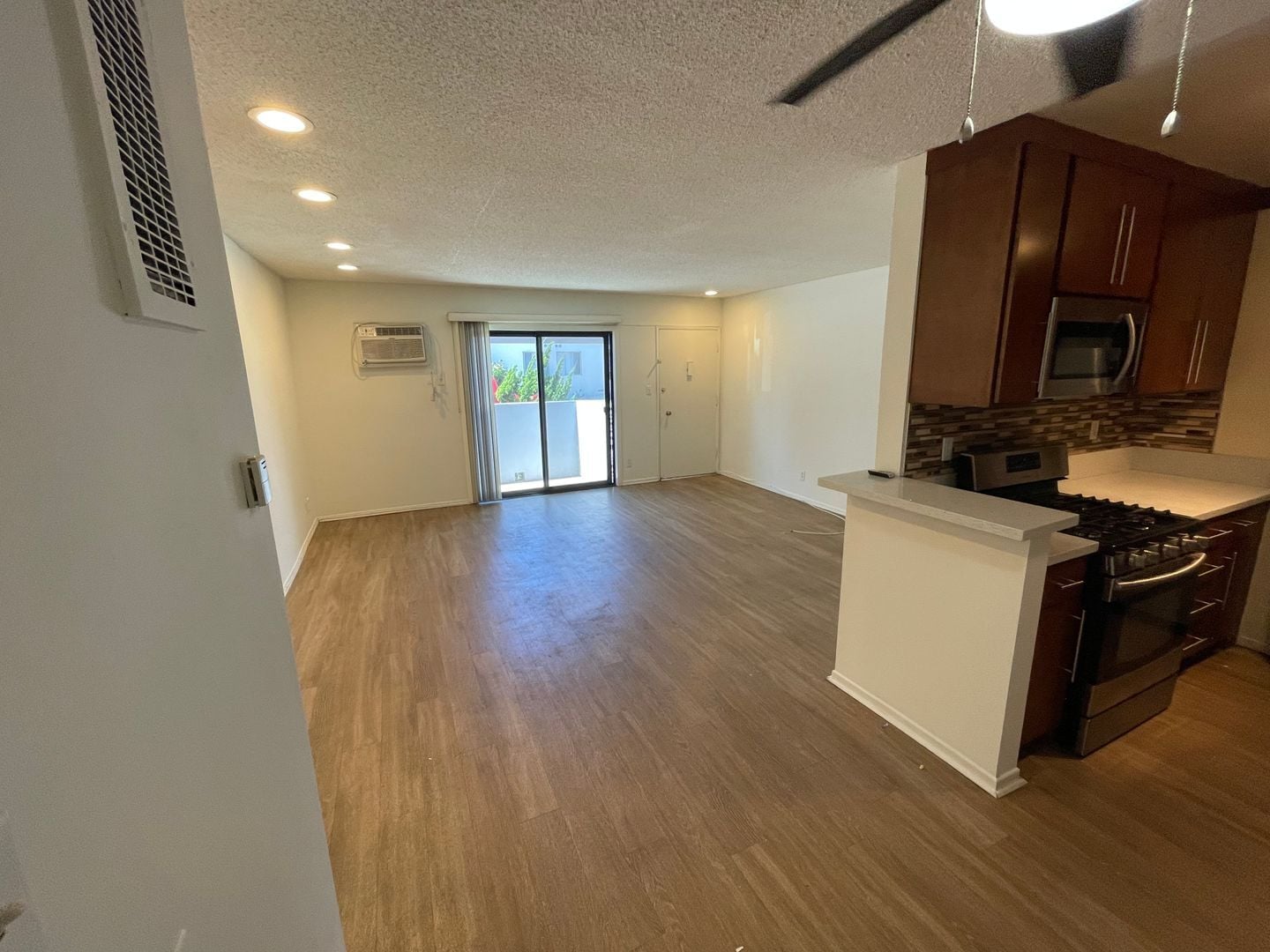 Building Photo - 3601 Keystone Av