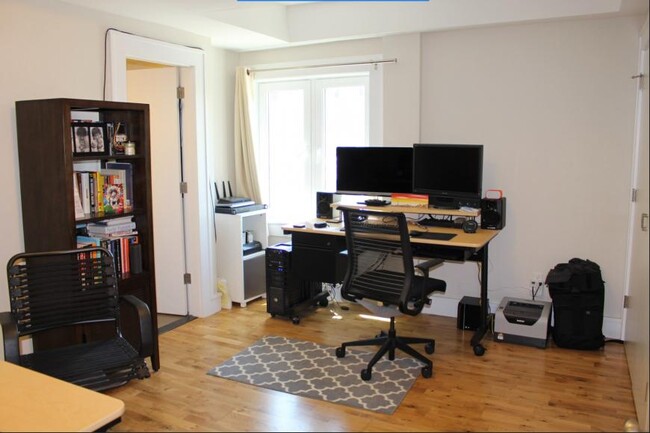 Building Photo - 2 bedroom in Cambridge MA 02141