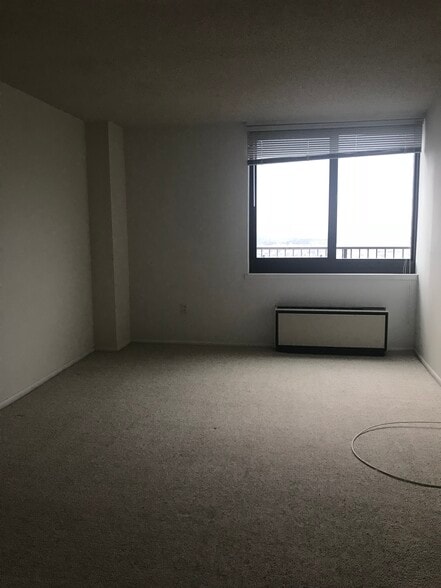 Bedroom - 1420 Locust St