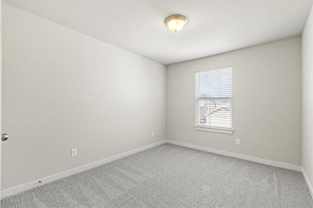 Building Photo - 9930 Ironhorse Dr