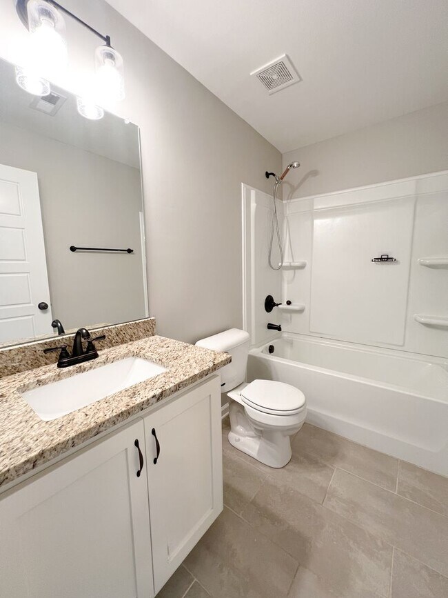 Building Photo - Move-In Specials Available! Must See-Stunn...