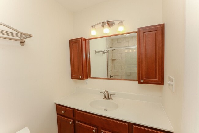 Building Photo - Gorgeous home rental in Virginia Beach!