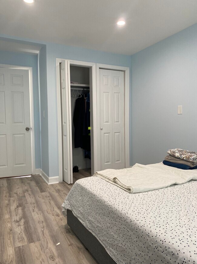 Building Photo - 136 West St