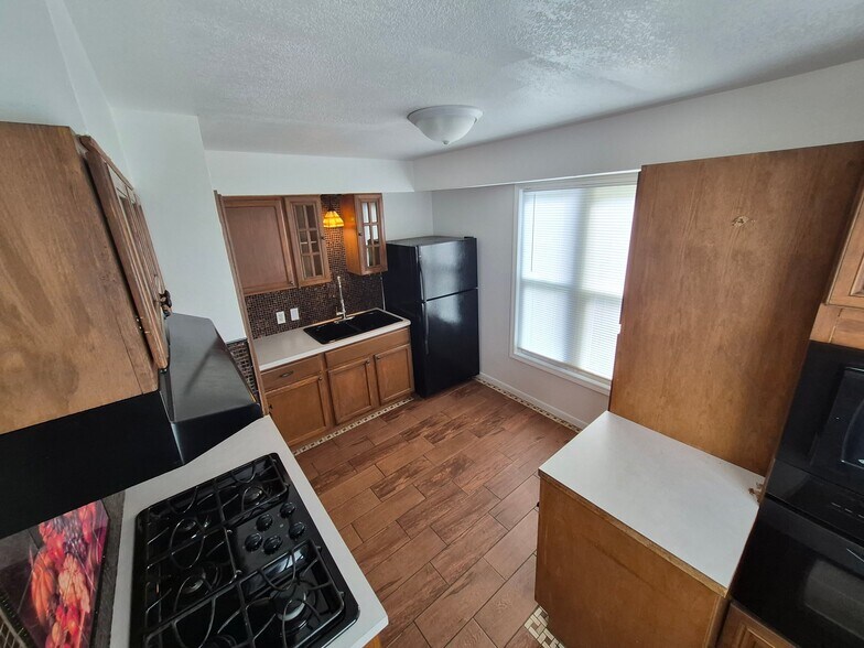 Building Photo - 2038 Copeman Blvd