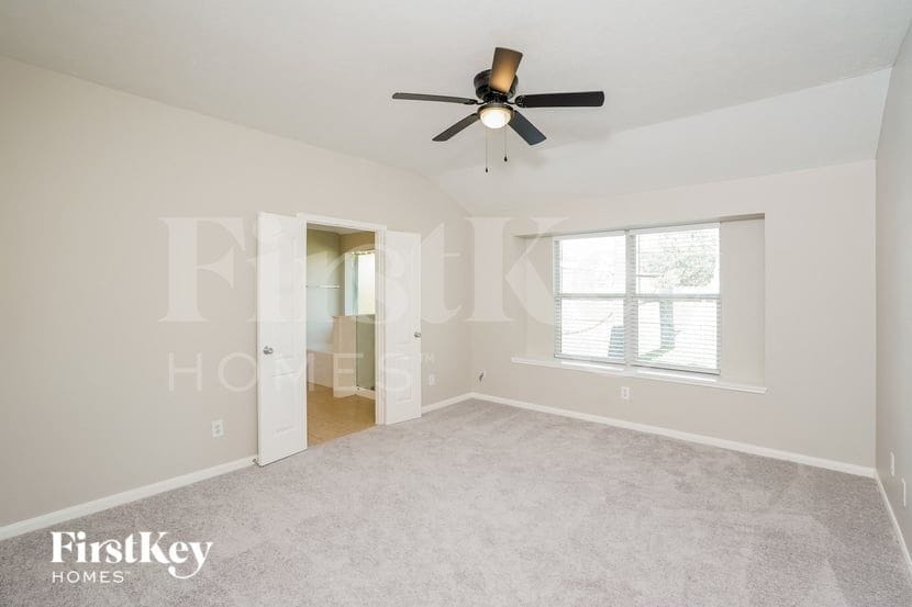 Building Photo - 3310 Rainport Cir