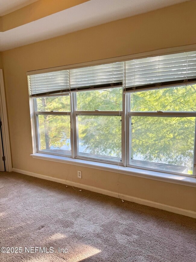 Building Photo - 4891 Castlegate Ct