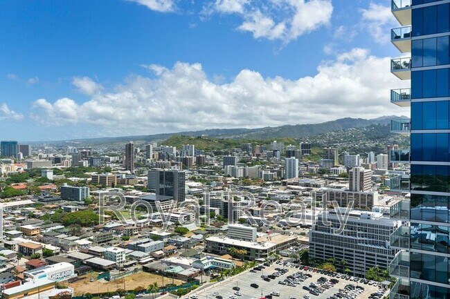 Building Photo - 629 Ke’eaumoku St