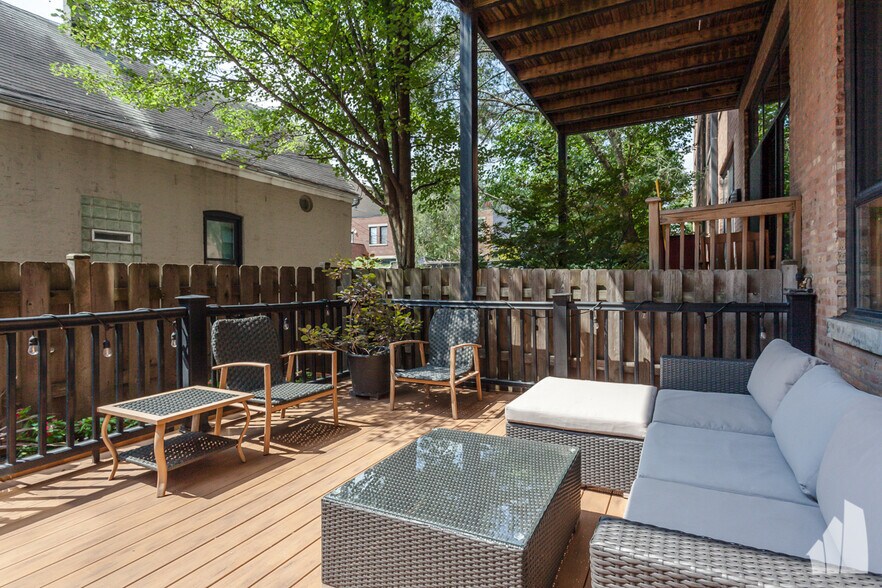 Building Photo - 1750 N Wolcott Ave