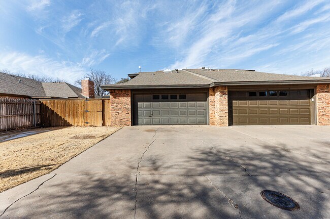 Building Photo - 9603 Orlando Ave