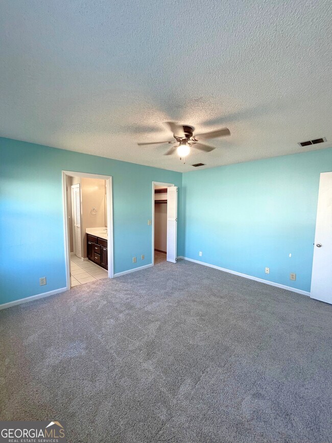 Building Photo - 314 Briarwood Cir