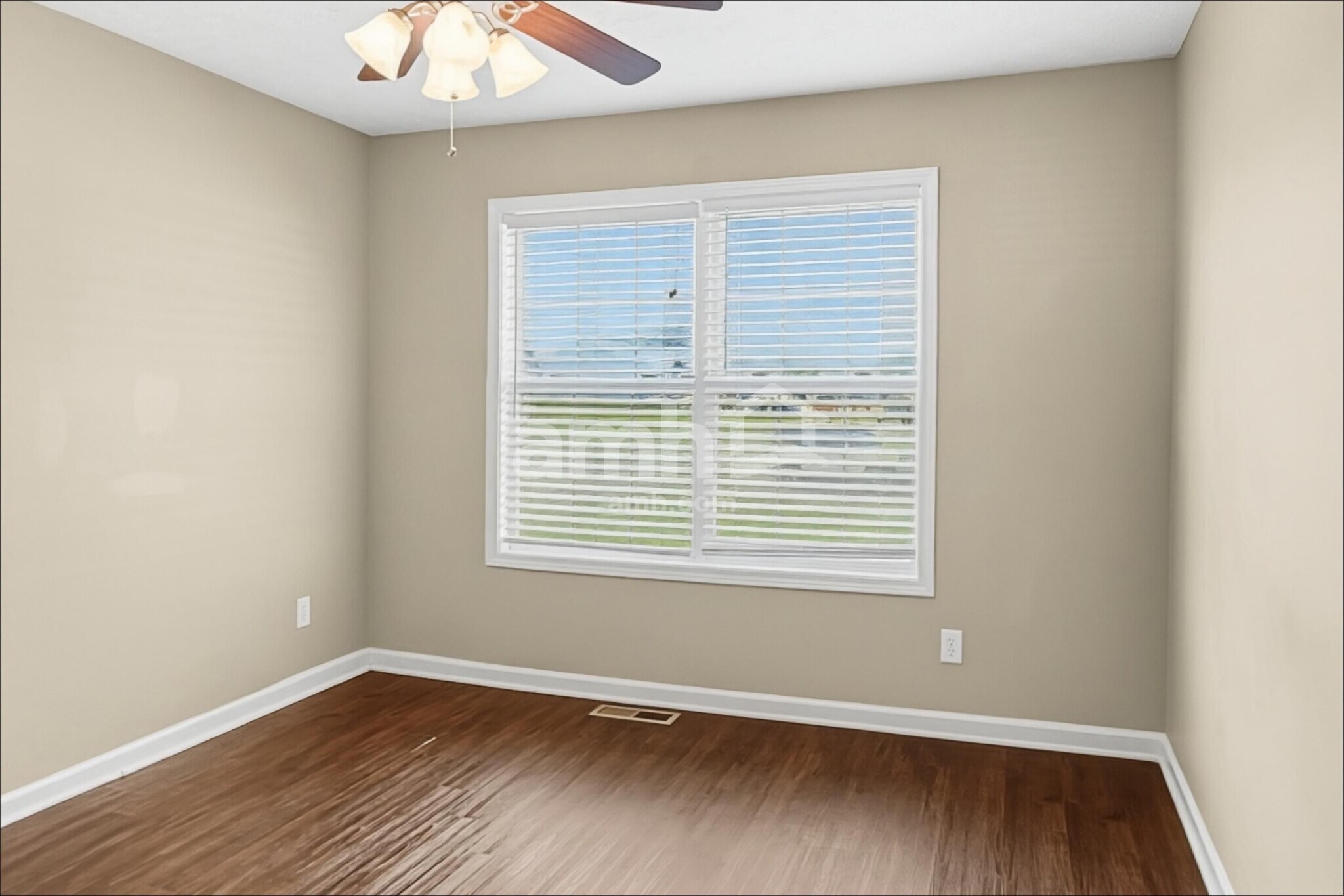 Building Photo - 3713 Kendra Ct N