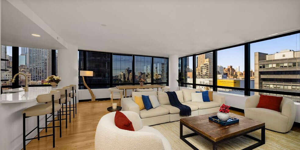 Building Photo - 1113 York Ave