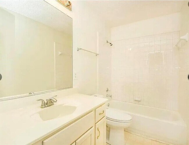 Building Photo - 7101 Tansy Pl