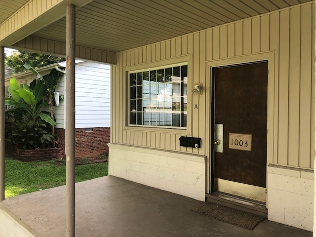 Building Photo - 1003 Silver Ave