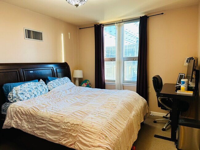 Building Photo - 125 S Jefferson St