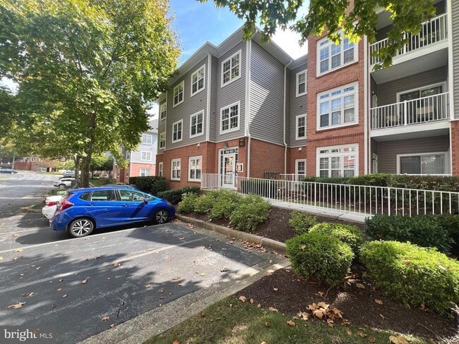 Building Photo - 9312 Groffs Mill Dr