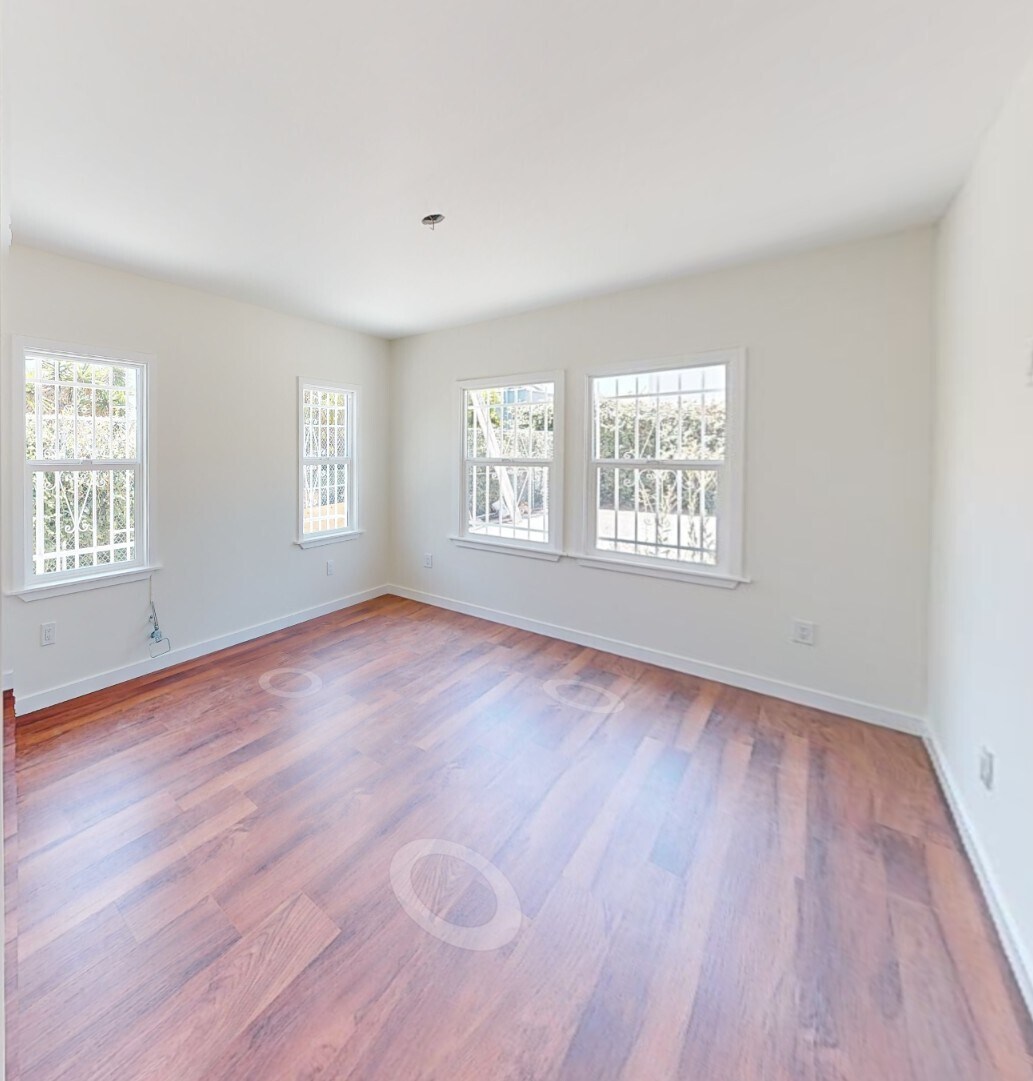 Building Photo - 1167 N Berendo St