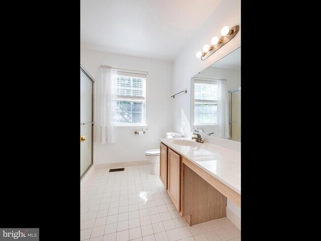 Building Photo - 109 Driftwood Ln