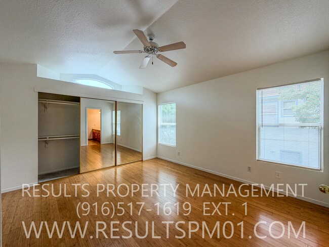 Building Photo - Great Elk Grove 2 Bedroom plus Loft Home