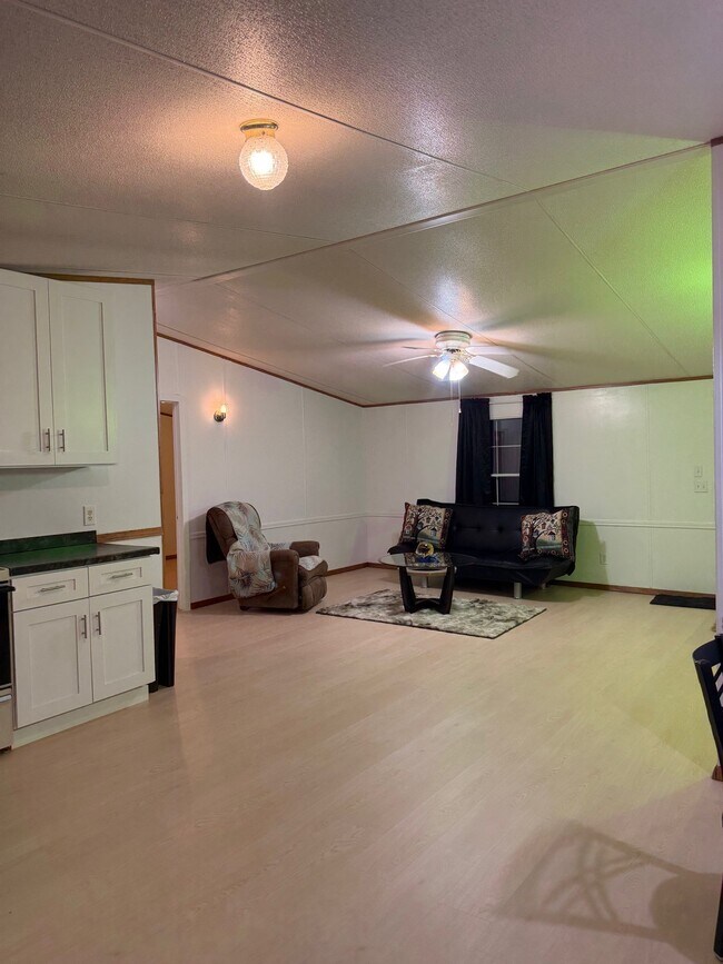 Building Photo - 3077 W Tanager Ct