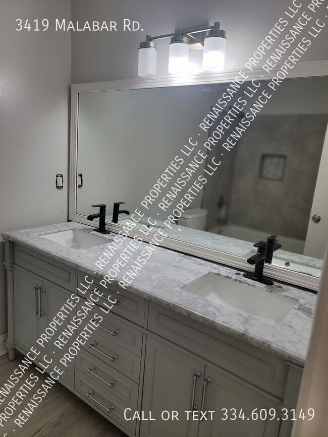 Building Photo - 3419 Malabar Rd