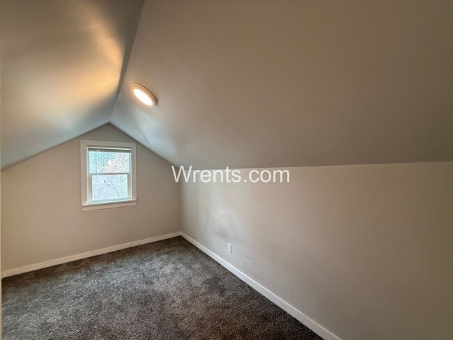 Building Photo - Charming South Hill Home with Flexible Living Space - Coming soon!