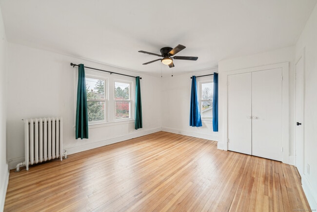 Building Photo - 187 Ridge Rd