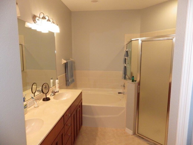 Building Photo - 3336 Chapel Creek Cir