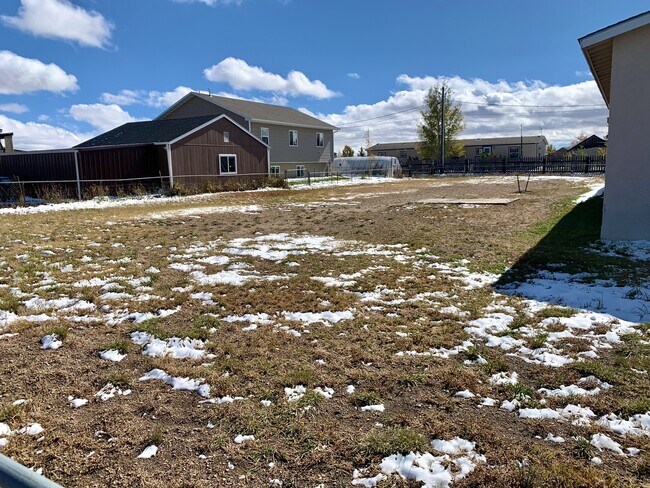 Building Photo - 2111 Scherer Ave