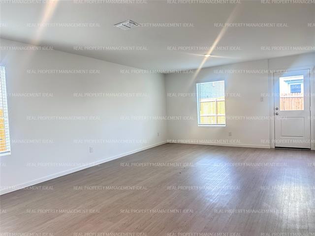 Building Photo - 718 Sandhill Crane Ln