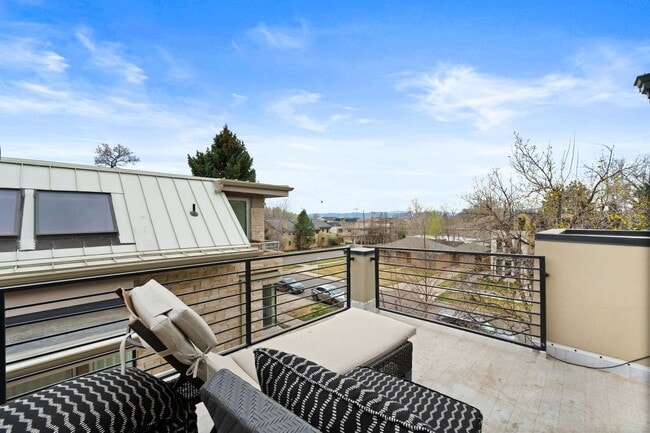 Building Photo - Luxury 4BD, 6BA Cherry Creek Home with 4 Outdoor Spaces