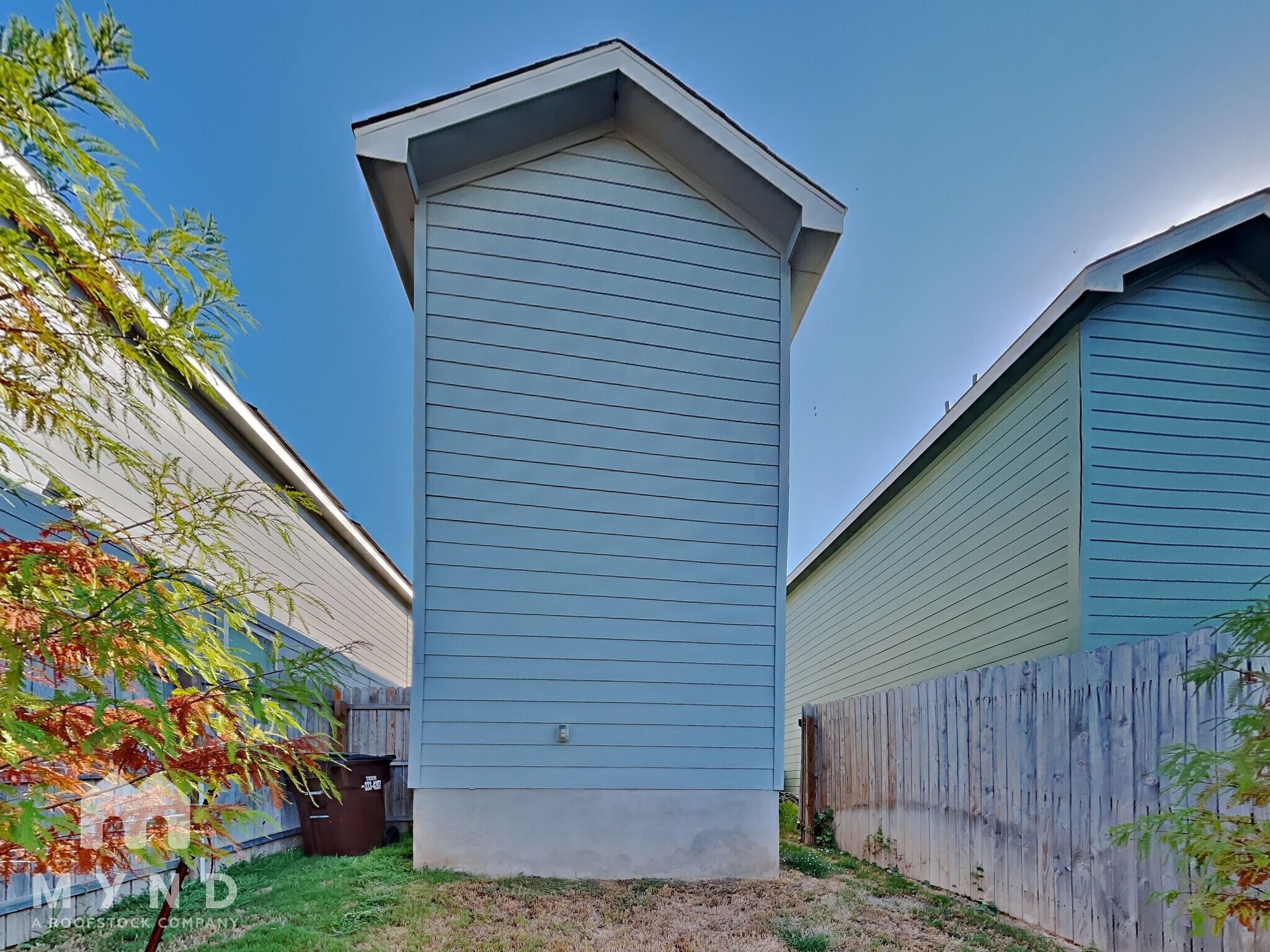 Building Photo - 7157 Elm Cv
