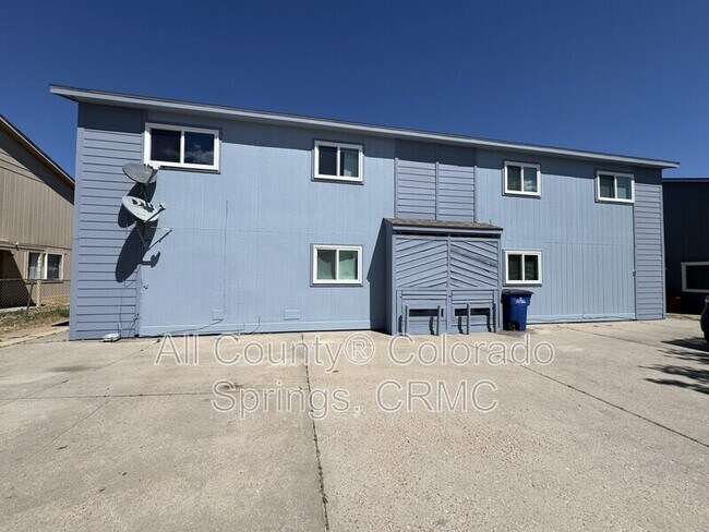 Building Photo - 6678 Provincial Dr