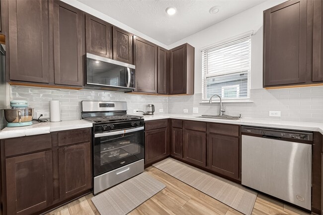 Building Photo - 27571 Bello Bend Ln