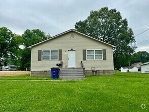 Building Photo - 4 BD, 2 BA Cozy Home in Martin, TN!