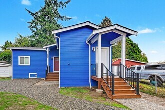 Building Photo - Brand New Home in Prime West Seattle Location - $3,500