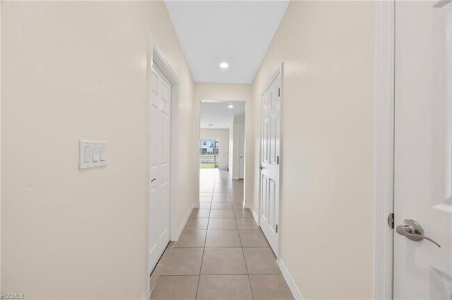 Building Photo - 15848 Wildflower Cir