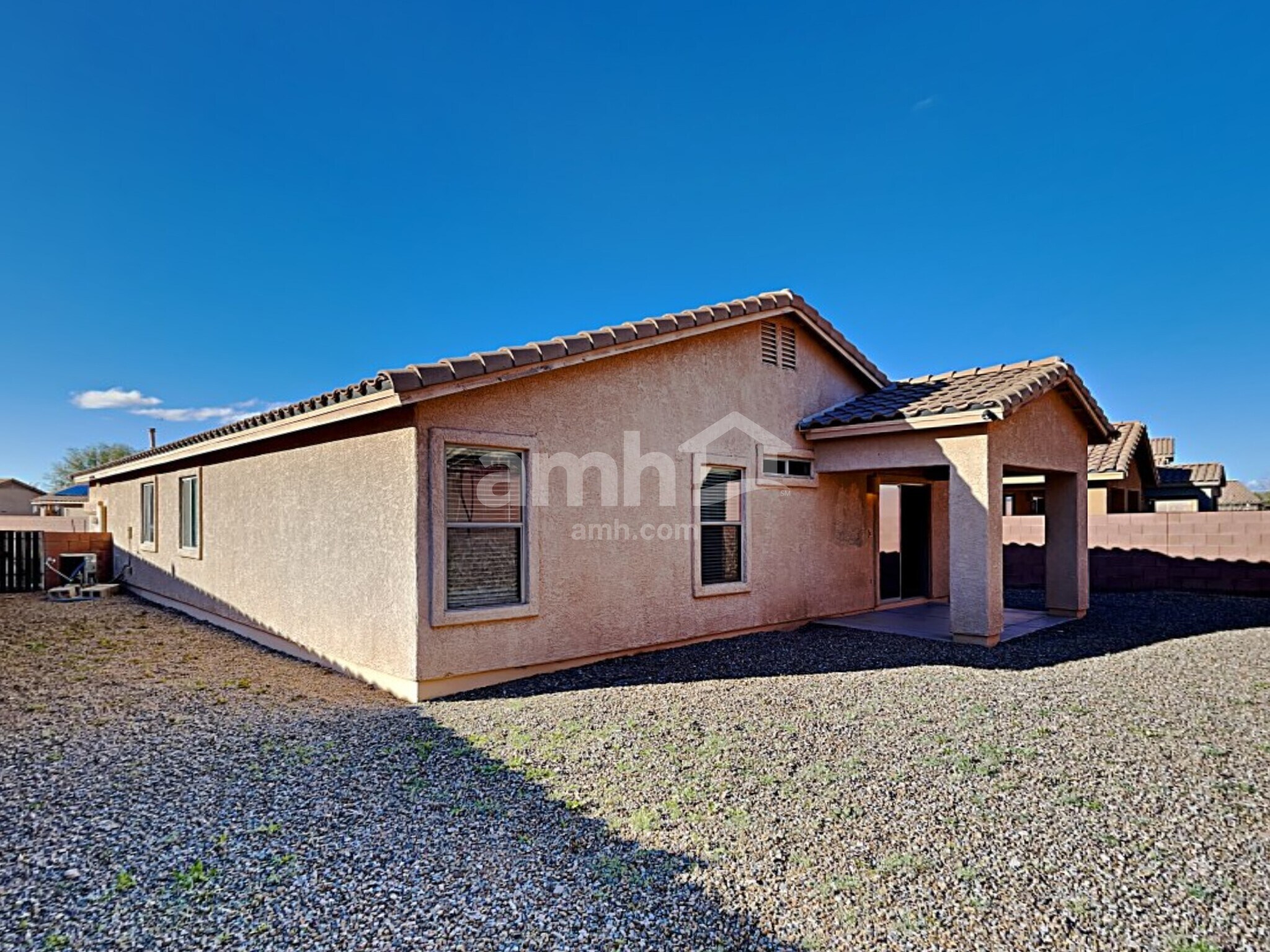 Building Photo - 938 E Sheriffs Draw Ln
