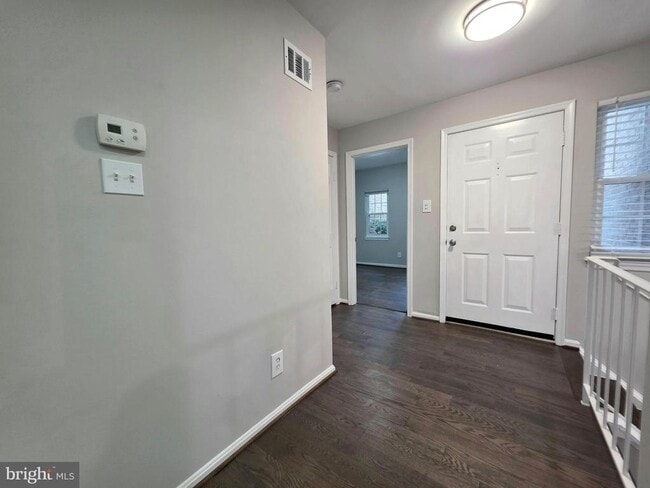 Building Photo - 10414 Parthenon Ct