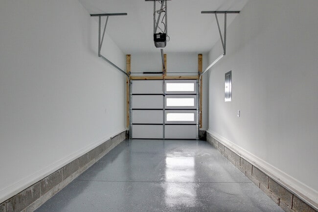 Building Photo - 102 Rosenwald St