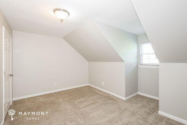 Building Photo - 3207 Bel Ridge Rd