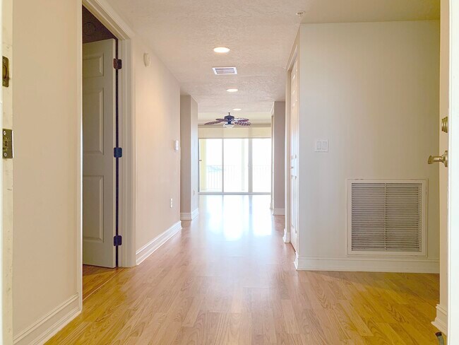 Building Photo - 134 Starboard Ln