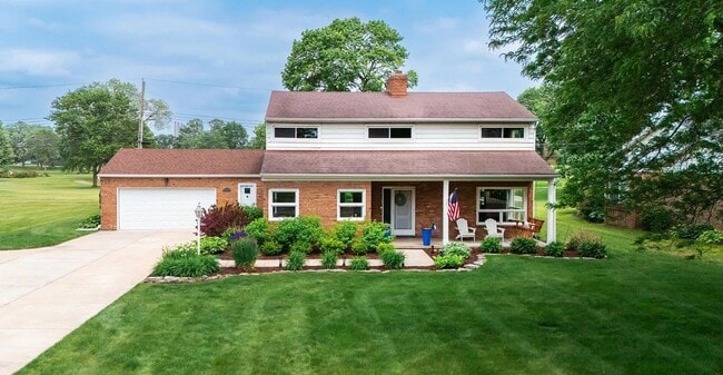 Building Photo - 1717 Nottingham Rd
