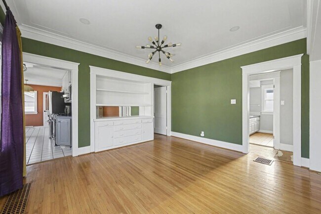 Building Photo - 1846 12th Ave