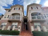 Building Photo - 8826 W Flagler St