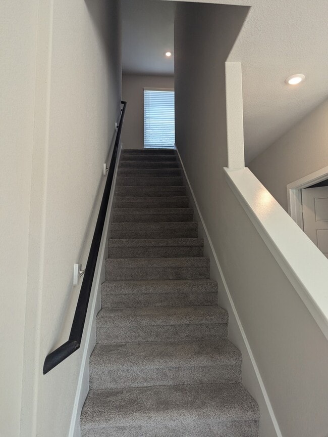 Building Photo - 10483 Cloud Nine Ct