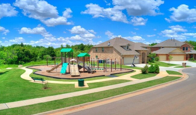 Building Photo - 14833 Gravity Falls Ln