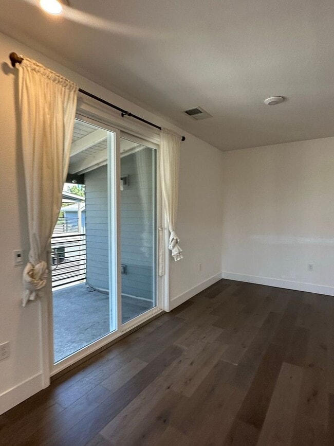 Building Photo - $3,290 / 2 BR STUNNING 2020 MODEL HOME FOR RENT IN SOUTH HAYWARD