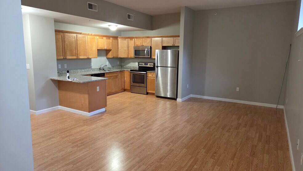 G104 Kitchen - 81 Birch St